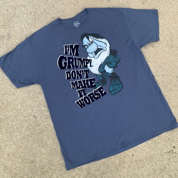 Like New DISNEY Seven Dwarves Grumpy Tee Shirt XL - Picture 2 of 7